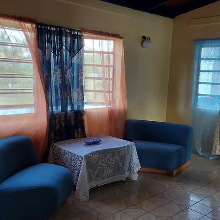 Conveniently Located, Quiet & Amp; Comfortable Christiansted Exterior photo